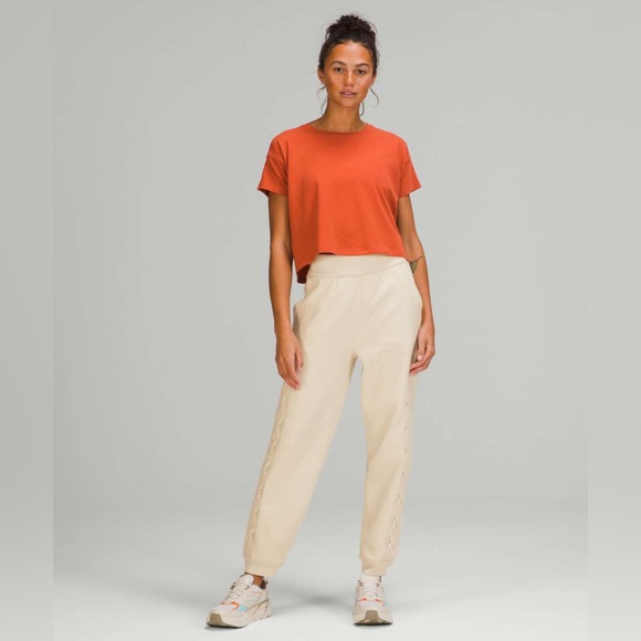 Lululemon Braided Detail High-Rise Jogger
White Opal - Picture 2 of 9